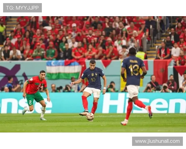 场上动作遭质疑 于帕回应呼吁理性 祝阿什拉夫早日康复