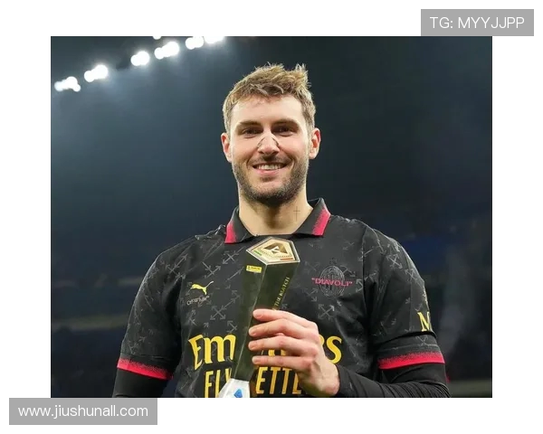 阿莱格里解释换下莱奥原因为臀部不适但问题不大